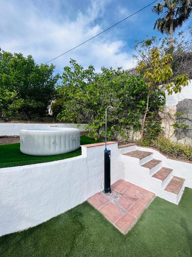 Villa En Frigiliana Con Piscina Y Jacuzzi Ngoại thất bức ảnh