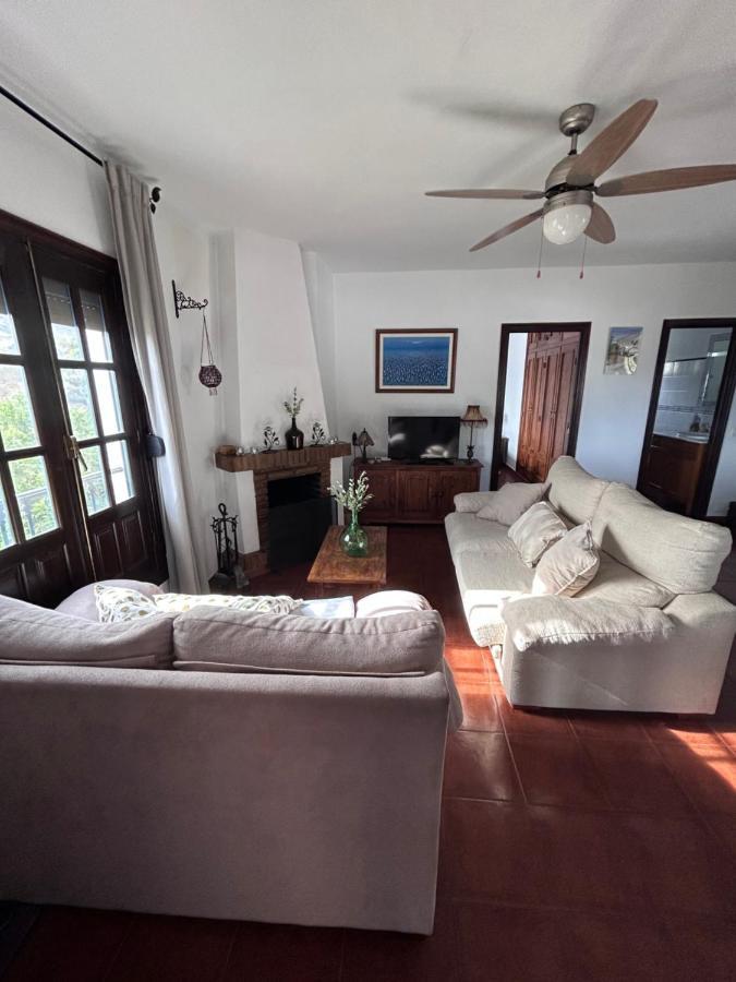 Villa En Frigiliana Con Piscina Y Jacuzzi Ngoại thất bức ảnh