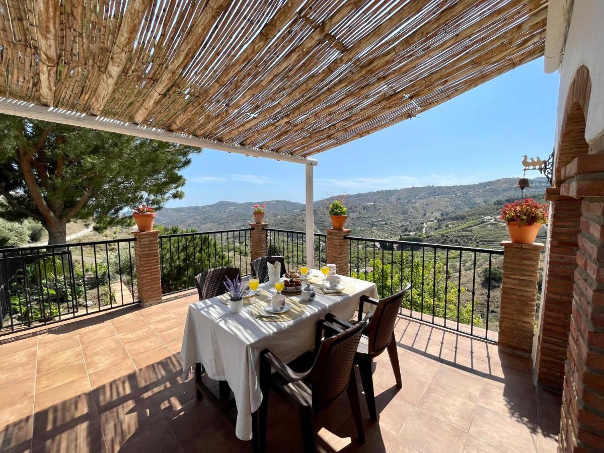 Villa En Frigiliana Con Piscina Y Jacuzzi Ngoại thất bức ảnh