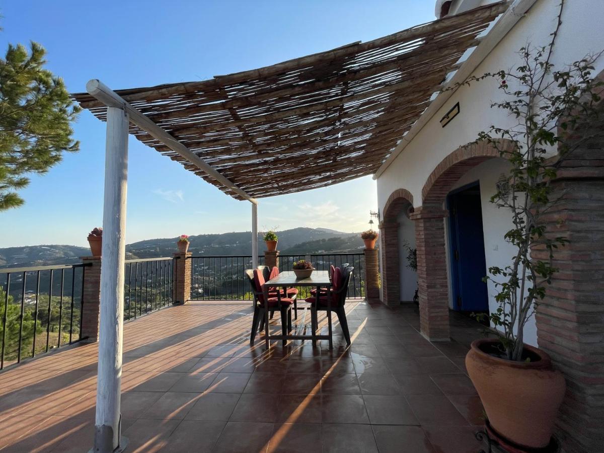 Villa En Frigiliana Con Piscina Y Jacuzzi Ngoại thất bức ảnh